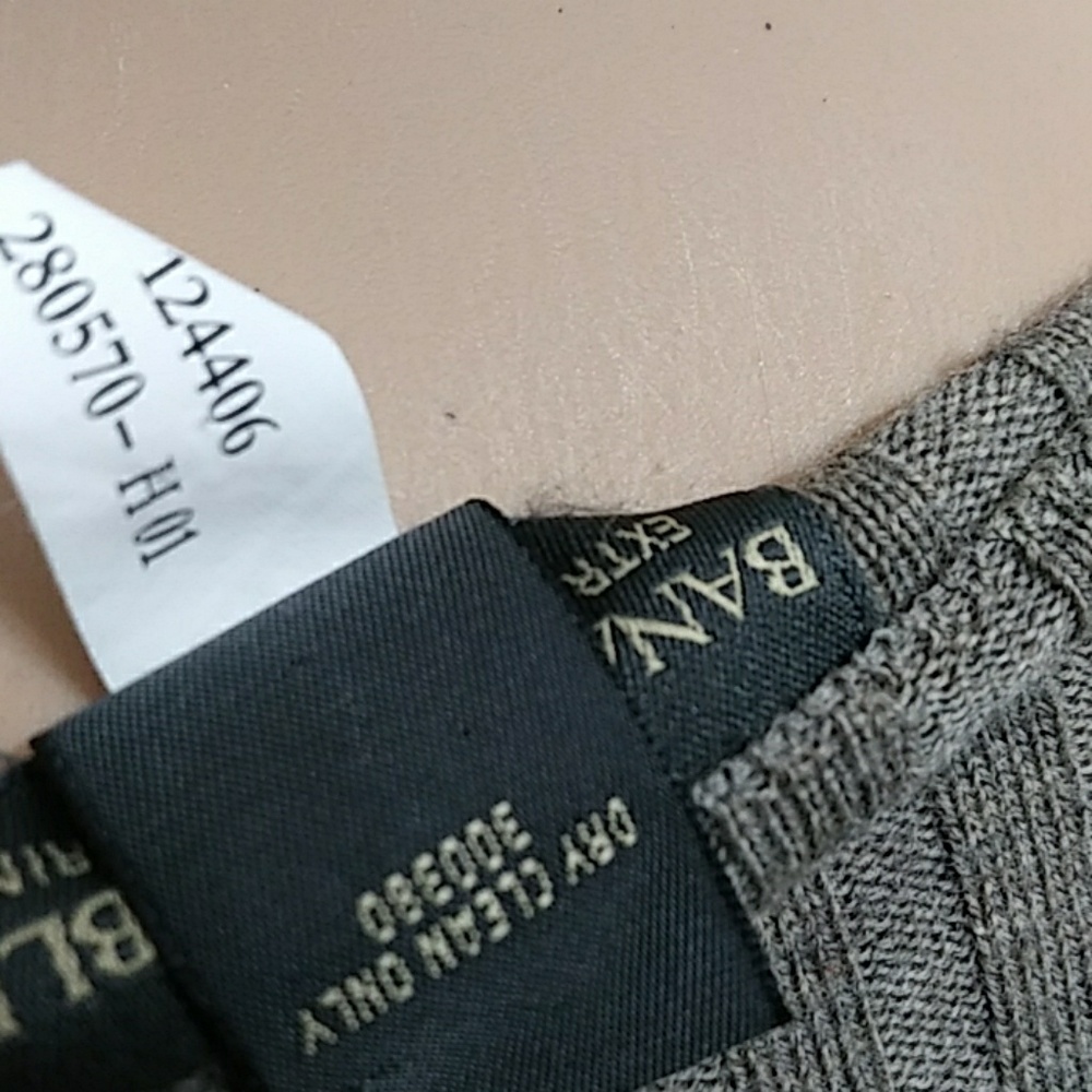New BANANA REPUBLIC Italian Merino Sweater P49 - Picture 6 of 6